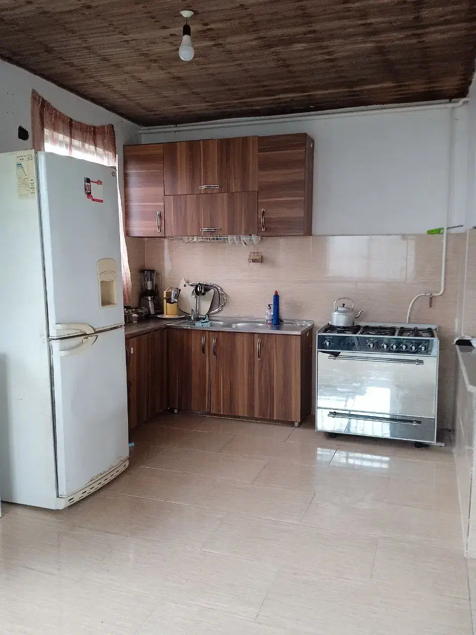 اجاره ویلا روزانه/ساعتی/شبانه در دستک|اجارهٔ کوتاهمدت ویلا و باغ|لاهیجان, کوی خزر|دیوار