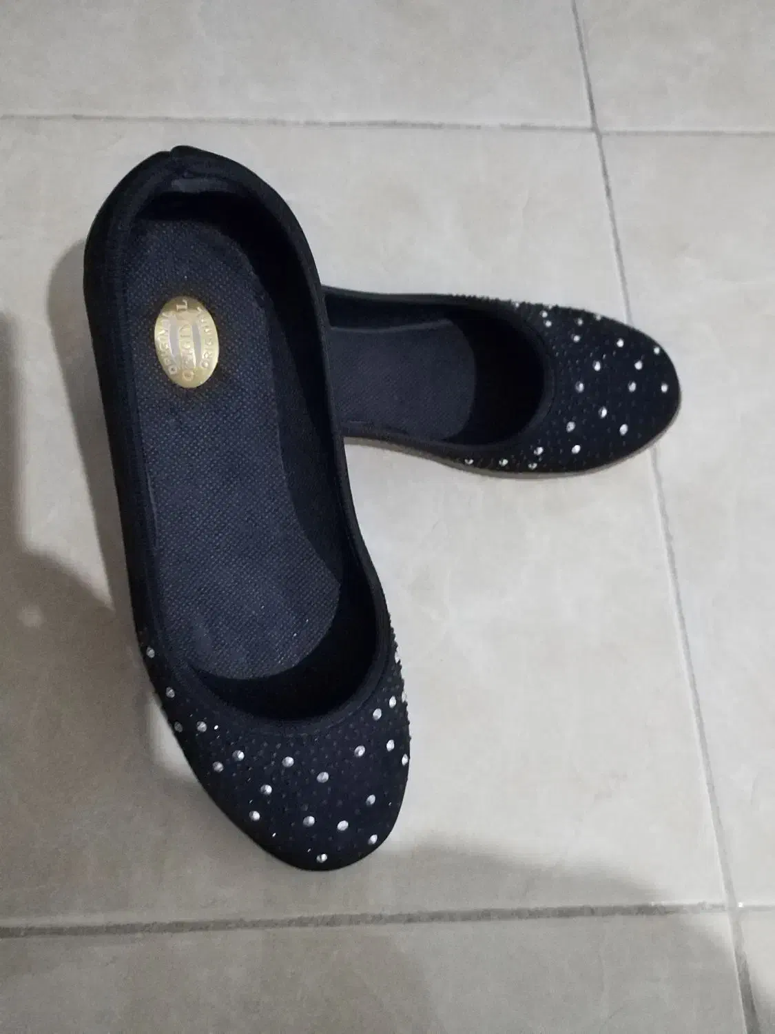 کفش و کیف|کیف، کفش، کمربند|قم, سنگ بند|دیوار