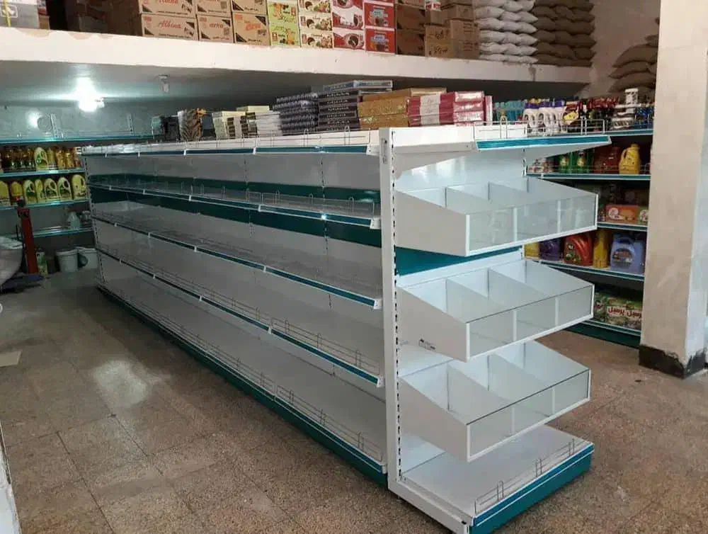 محیطی جادار و شیک با استند و قفسه|فروشگاه و مغازه|شیراز, زرگری|دیوار