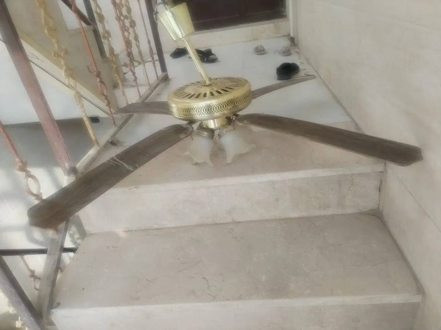 پنکه سقفی دکوری|پنکه و تصفیهکنندهٔ هوا|خرمشهر, |دیوار