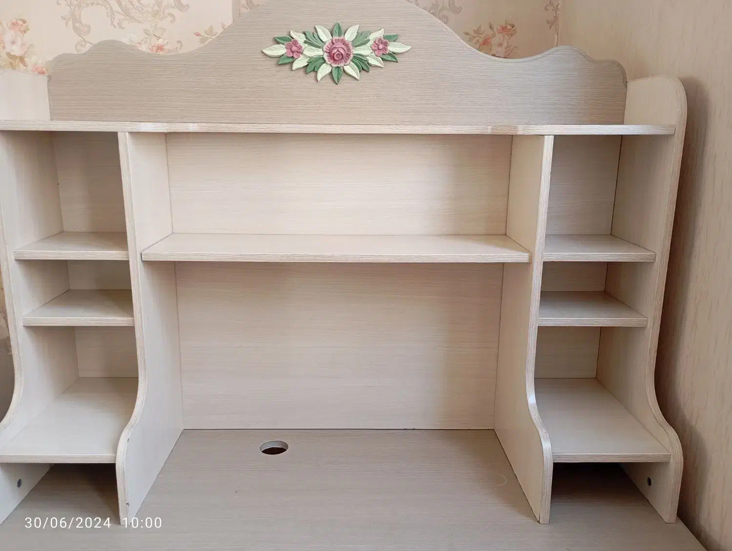 میز کامپیوتر و تخت ۱نفره|میز تحریر و کامپیوتر|اسلامشهر, شهرک لاله|دیوار