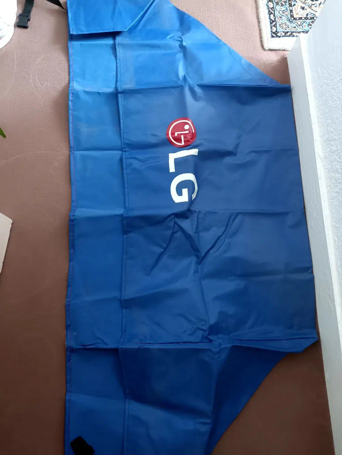 روکش کولر پنجره ای برزنت|کولر گازی و فنکوئل|رشت, نیروی دریایی|دیوار