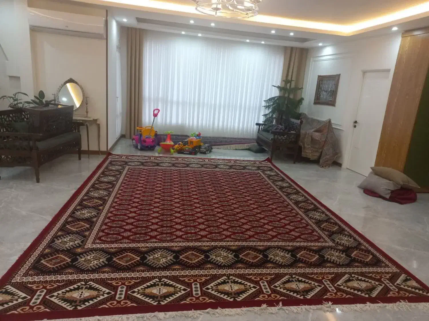 فرش سنتی طرح ترکمن ماشینی|فرش|مشهد, عامل|دیوار