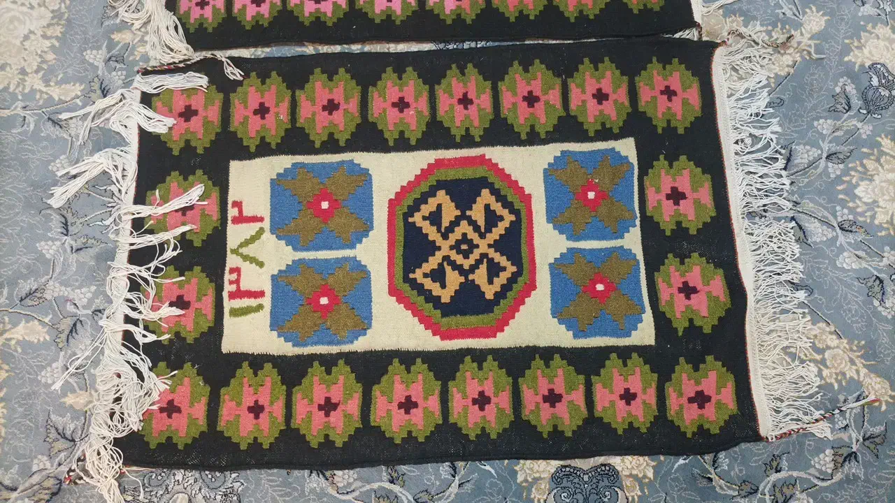 گلیم دست باف|گلیم، جاجیم، گبه|چهارباغ, |دیوار