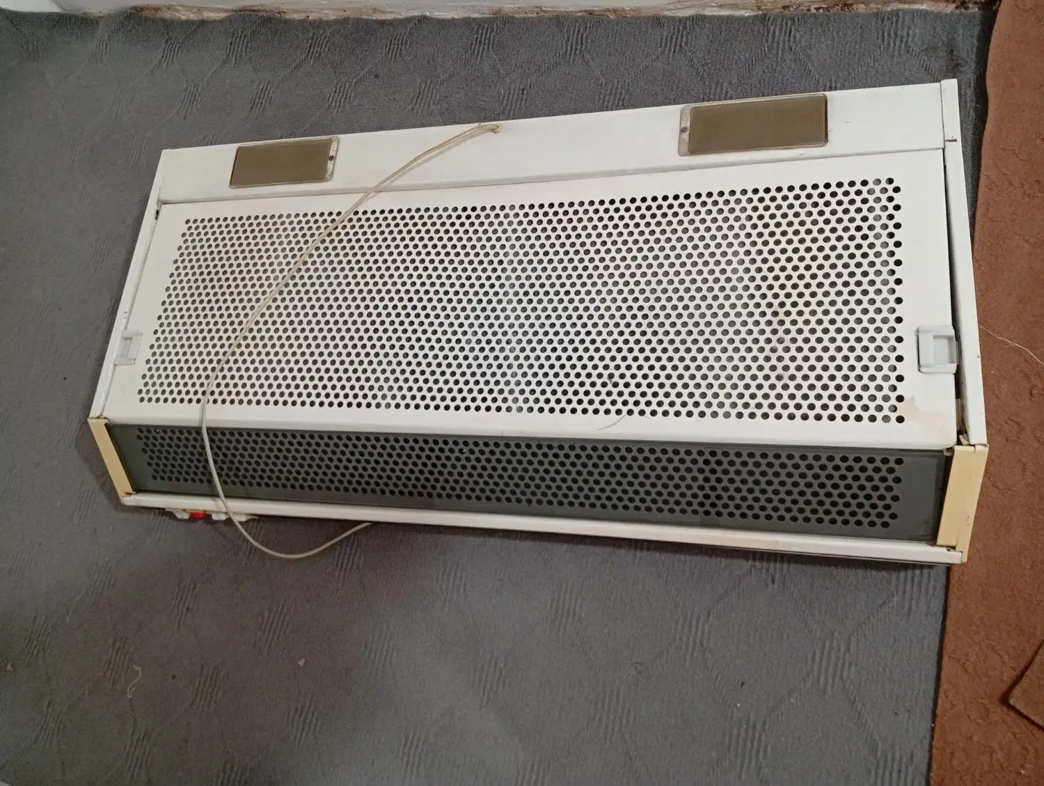 هود|هود|خوی, |دیوار