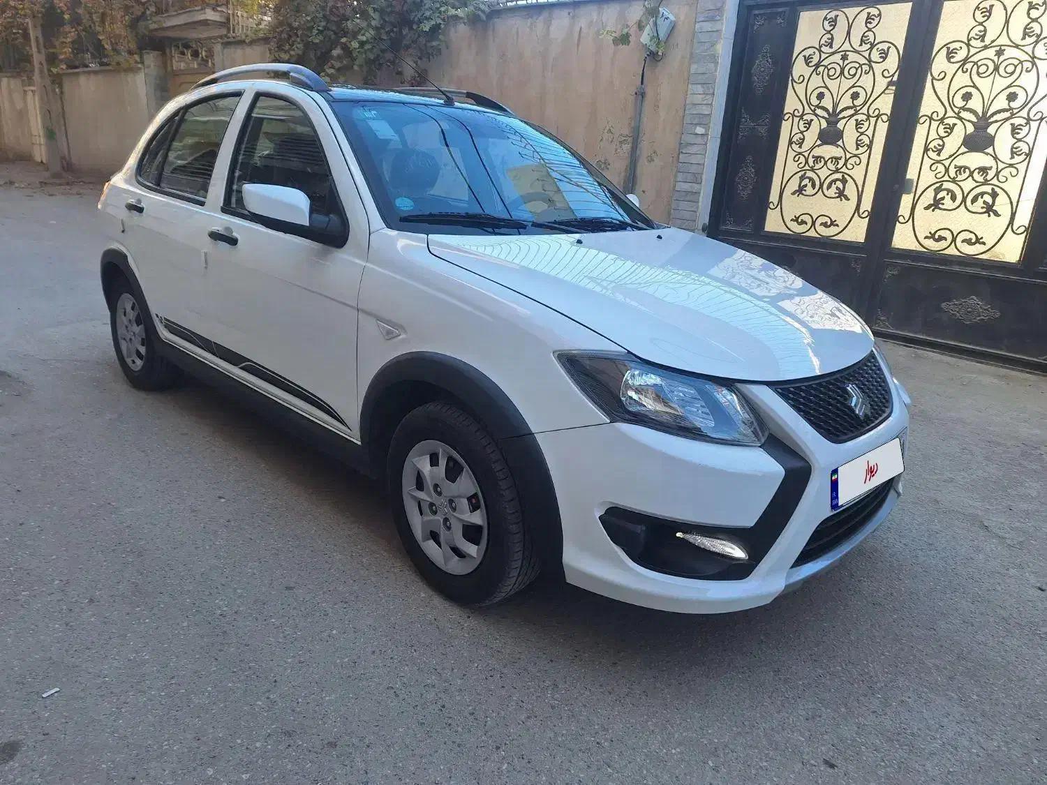 کوییک ۴۰۳ فول gxr|خودرو سواری و وانت|بروجرد, |دیوار