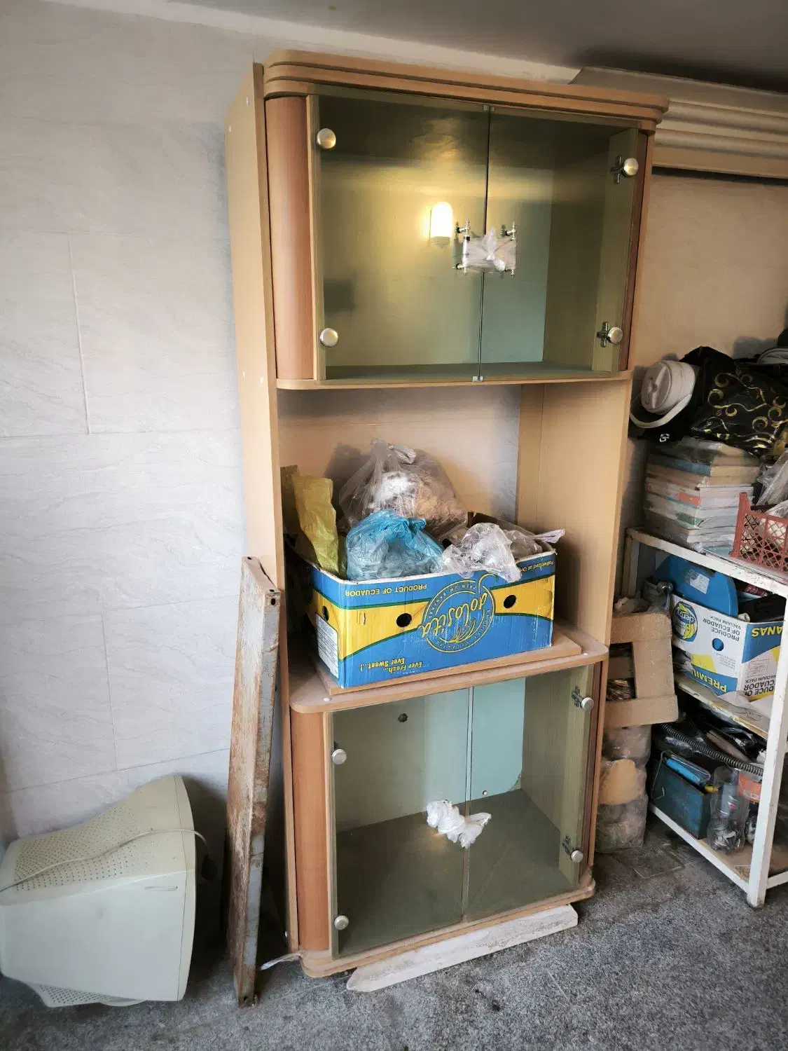 کمد چوبی در حد|جاکفشی، کمد، دراور|قم, بنیاد|دیوار