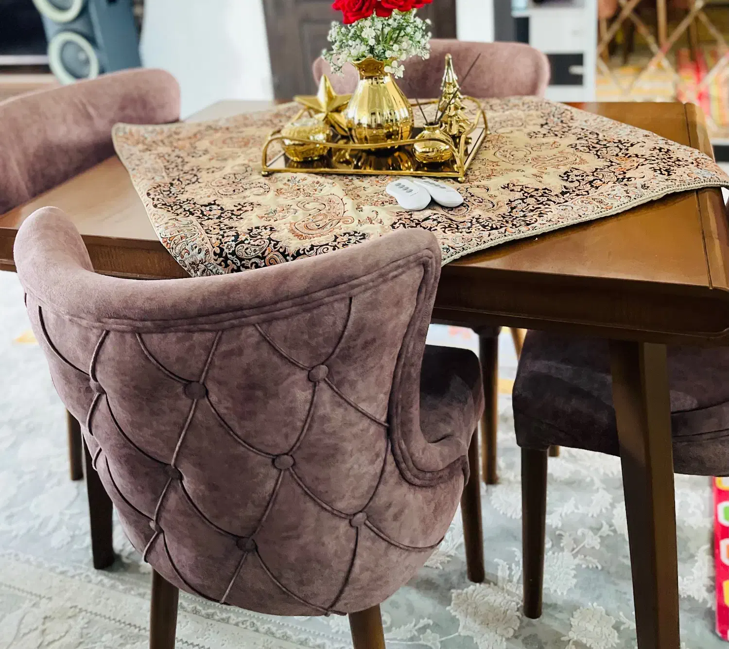 میزغذاخوری۴نفره  چستر درحدنوپارچه ترک نو هست|میز و صندلی غذاخوری|آستارا, |دیوار