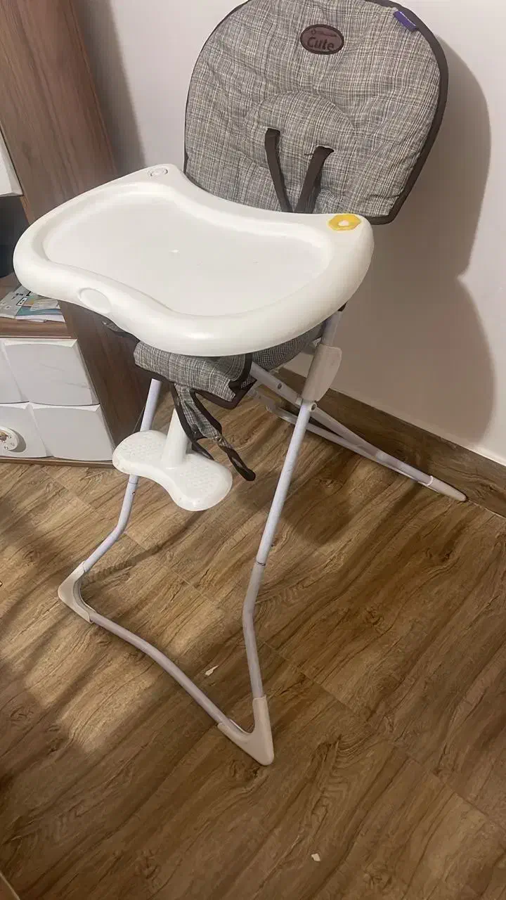 میز غذا کودک|تخت و صندلی بچه|خرمآباد, |دیوار