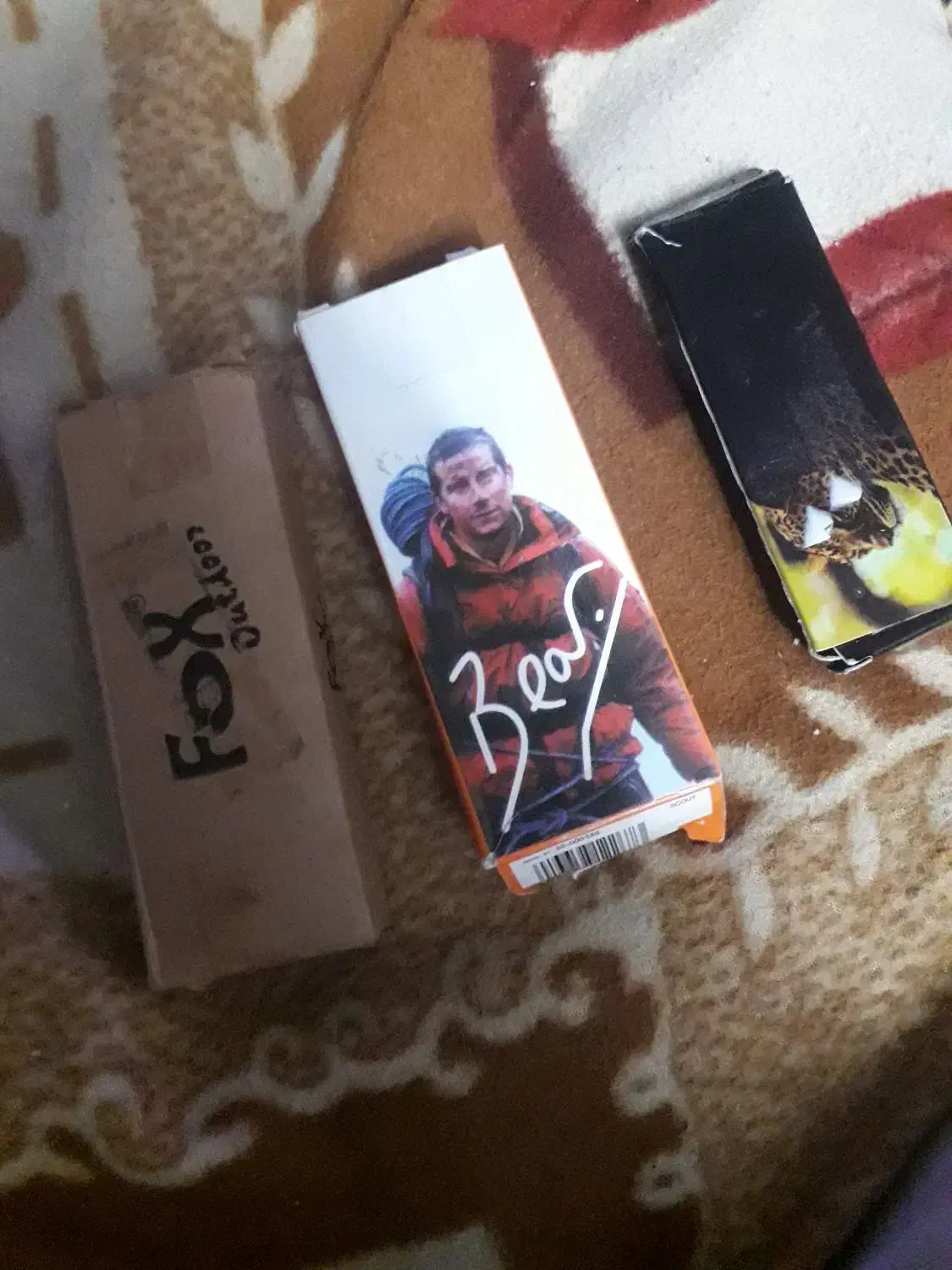 چاقو|کلکسیون اشیاء عتیقه|جهرم, |دیوار