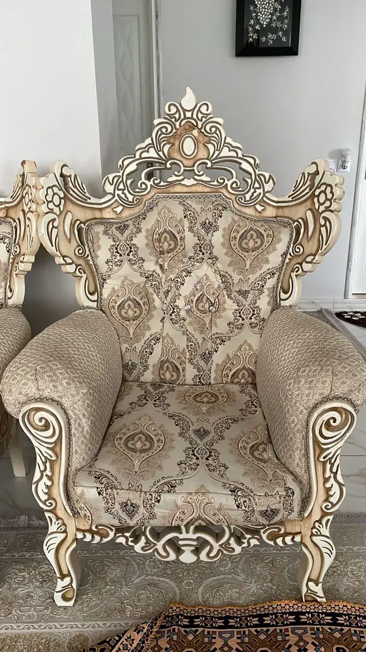 مبل ۹نفره سلطنتی|مبلمان خانگی و میز عسلی|اردبیل, |دیوار