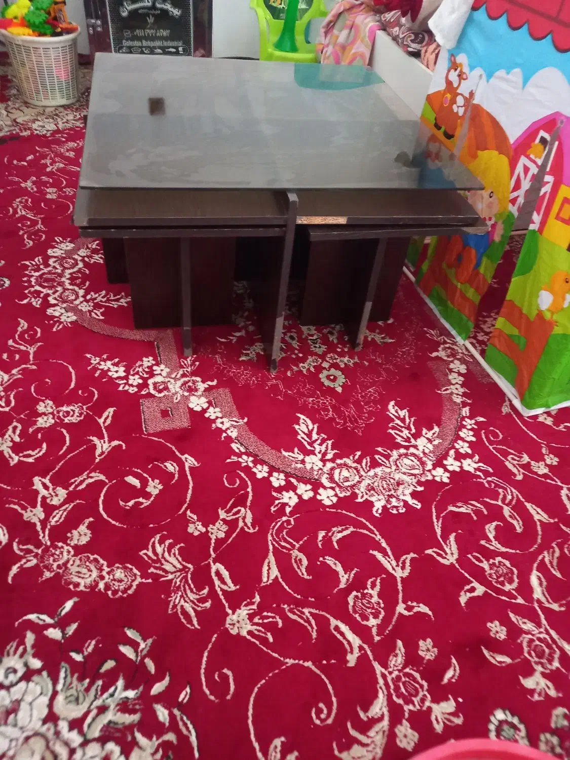 کلیه لوازم چوبی یکجا مبل میز عسلی اینه کنسول|مبلمان خانگی و میز عسلی|سرخنکلاته, |دیوار