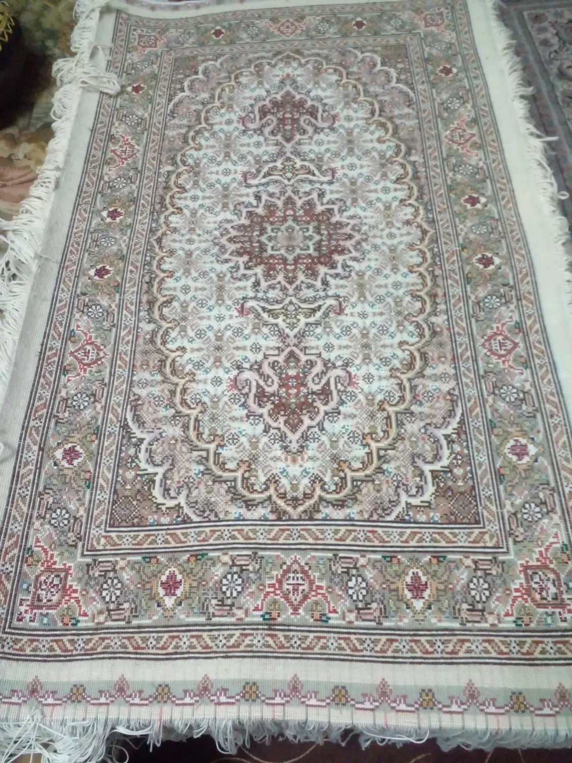 فرش دست باف|فرش|خوی, |دیوار