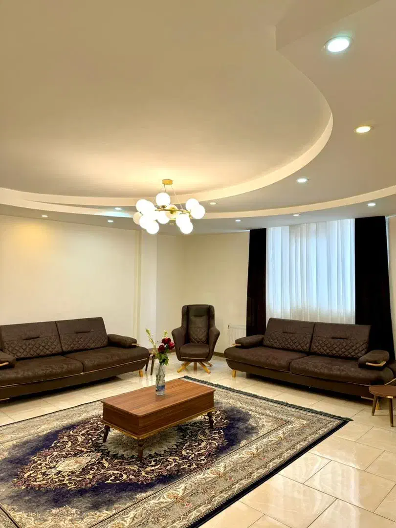 دوخوابه vip بسیار شیک و تمیز|اجارهٔ کوتاه‌مدت آپارتمان و سوئیت|شیراز, تاچارا|دیوار