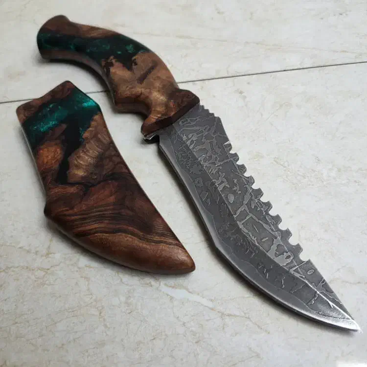 چاقو کلکسیونی فولاد آبدیده|کلکسیون اشیاء عتیقه|لار, |دیوار