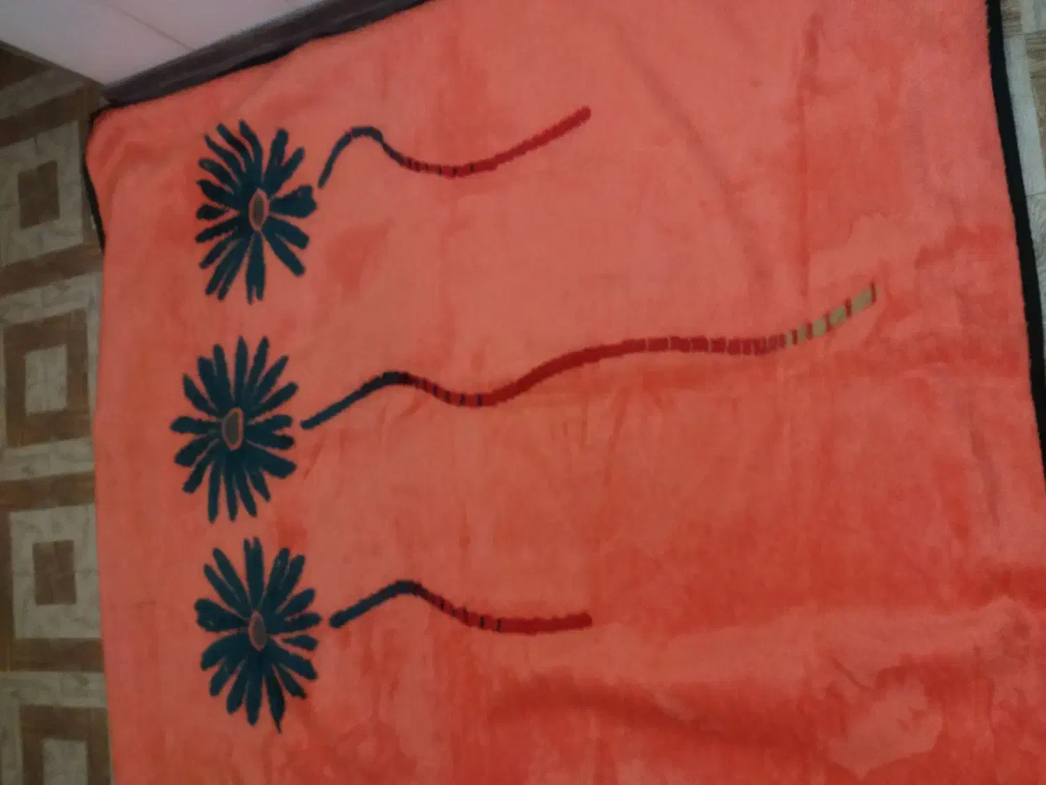 پتوی نو نوبزرگ|رختخواب، بالش، پتو|قرچک, باقرآباد|دیوار