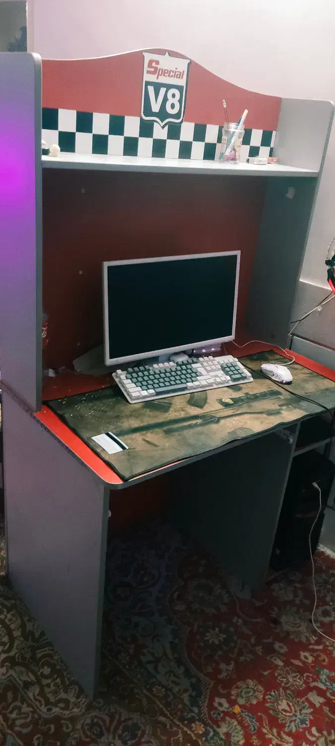 فوری میز تحریر سالم|میز تحریر و کامپیوتر|نجفآباد, کشاورز|دیوار