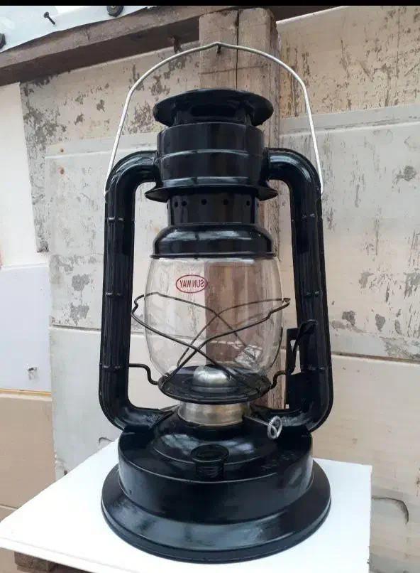 فانوس چلچراغ علامت|کلکسیون اشیاء عتیقه|رشت, بازار|دیوار