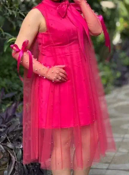 لباس مجلسی|لباس|رشت, کوی مهر|دیوار