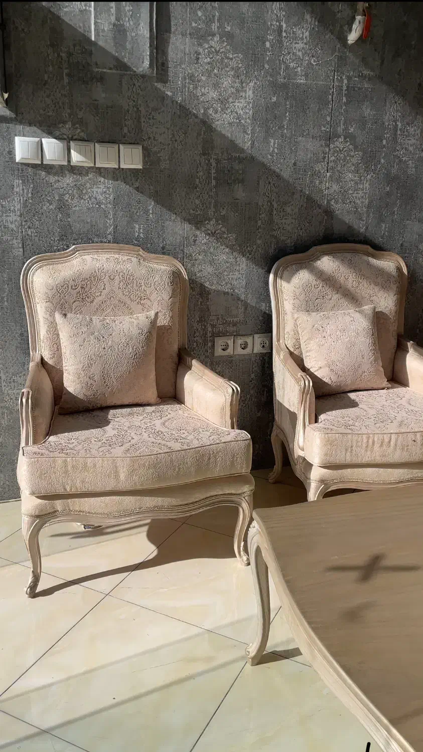 مبل کلاسیک مدل آبشاری|مبلمان خانگی و میز عسلی|نیشابور, مدرس|دیوار