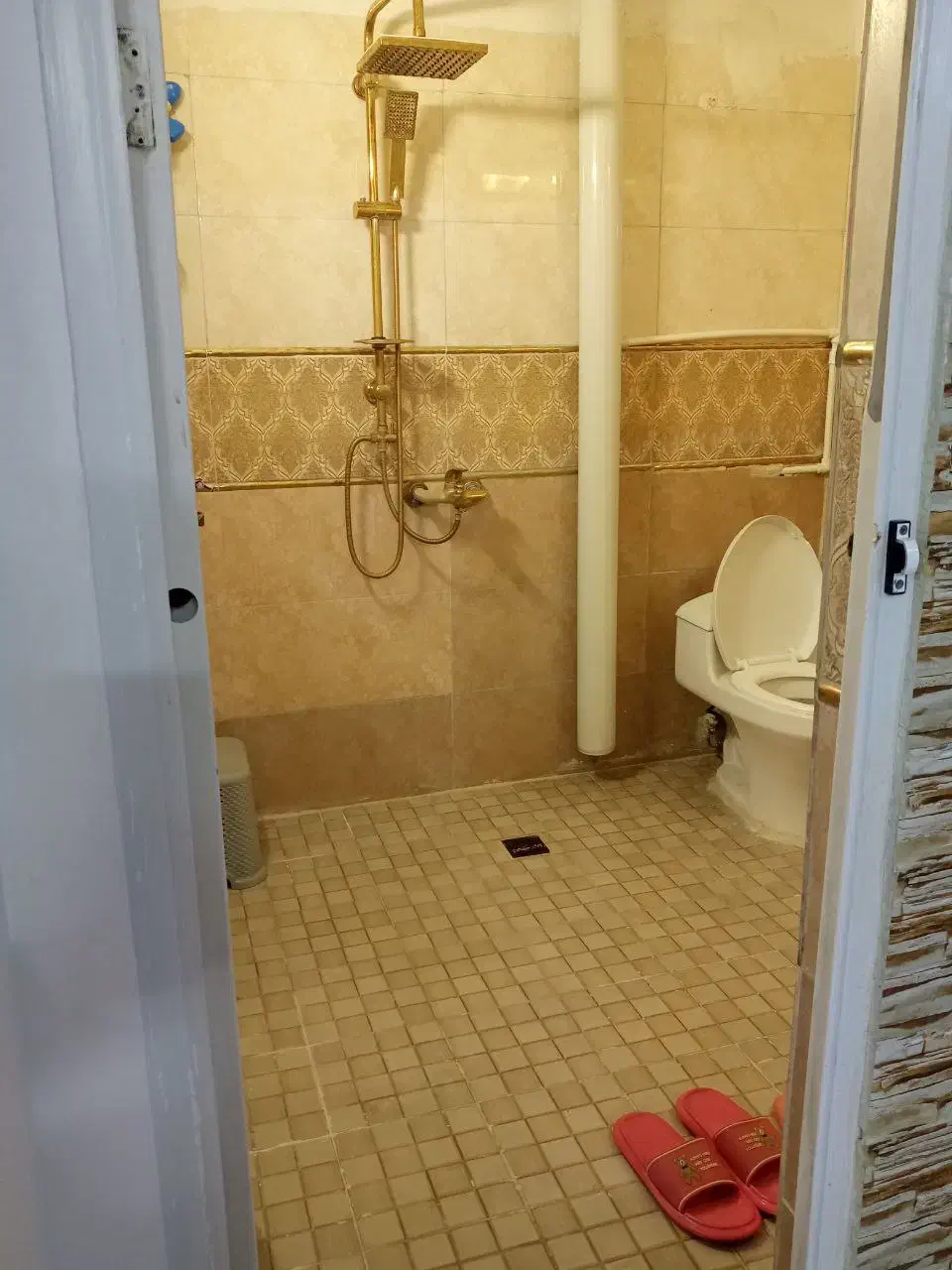 آپارتمان ۶۰ متری یک خوابه تمیز