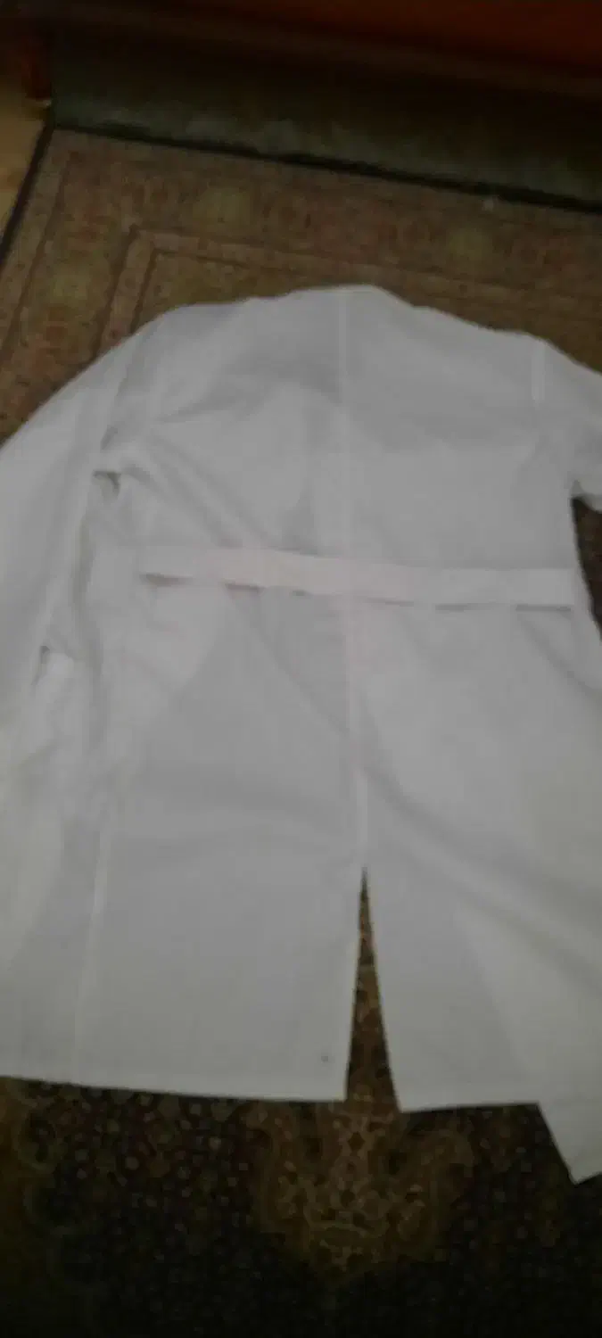 روپوش سفید بسیارنووهودی خارجی وشومیز|دوچرخه، اسکیت، اسکوتر|تهران, قیطریه|دیوار