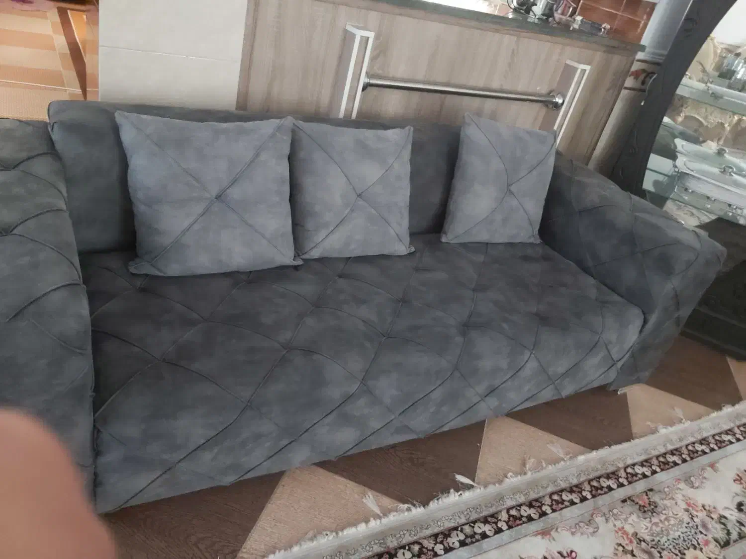 مبلمان و جلو مبلی|مبلمان خانگی و میز عسلی|جیرفت, |دیوار