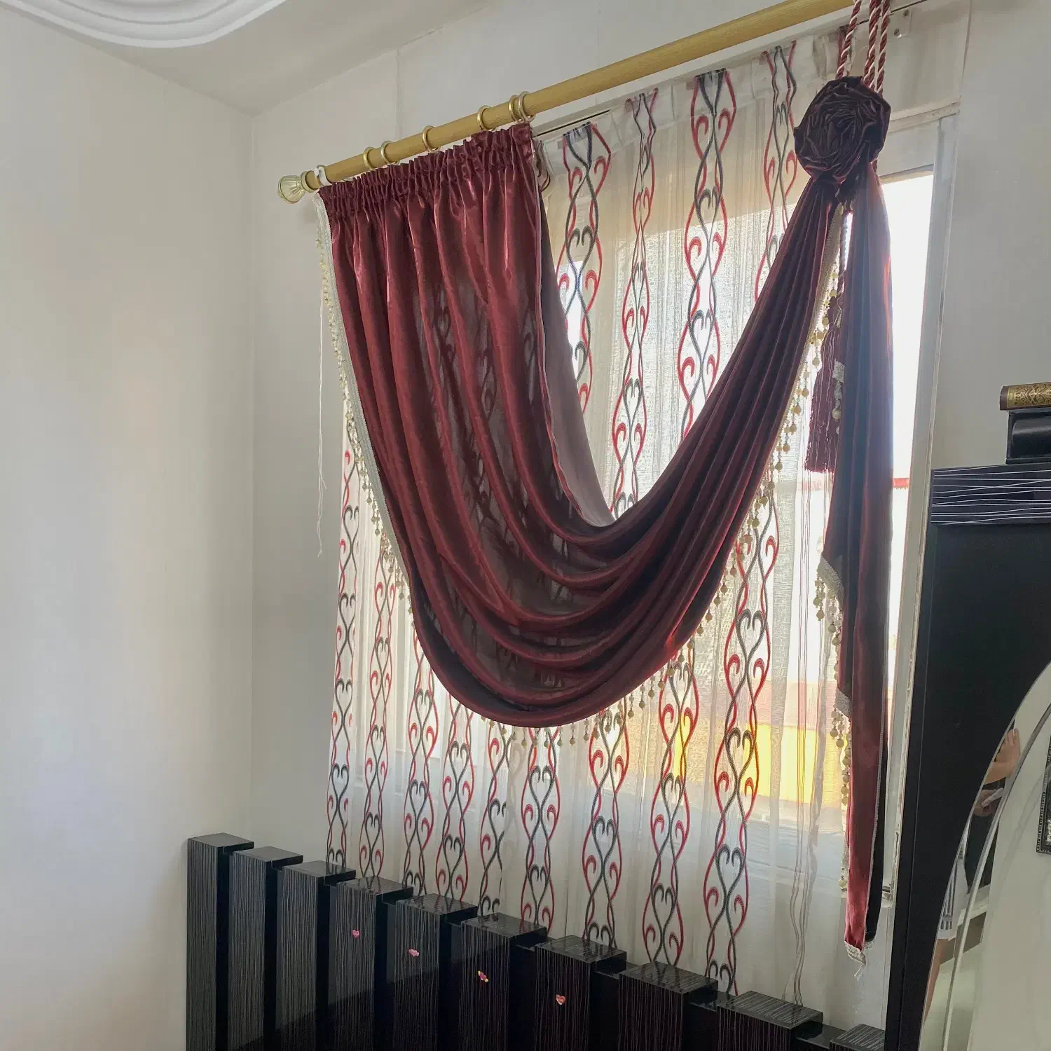 پرده ی شیک|پرده، رانر، رومیزی|رشت, فلسطین|دیوار