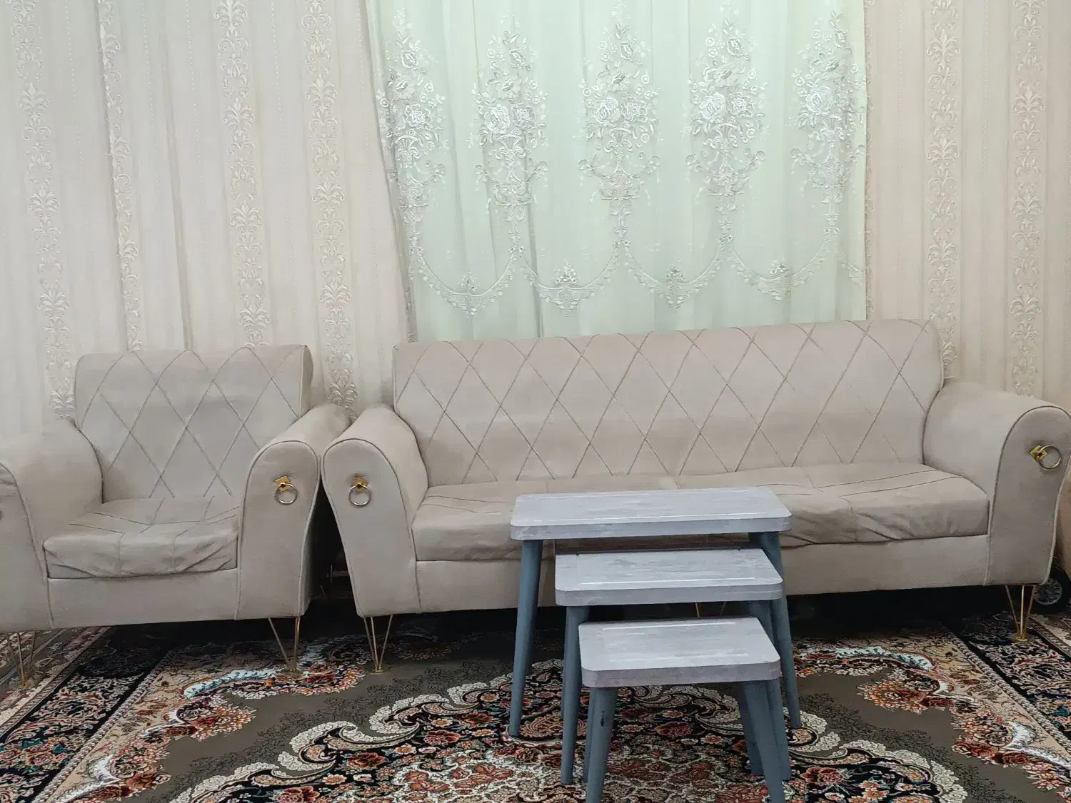 مبل 6 نفره با سه عدد جلو مبلی|مبلمان خانگی و میز عسلی|قرچک, میرزائی شمالی|دیوار