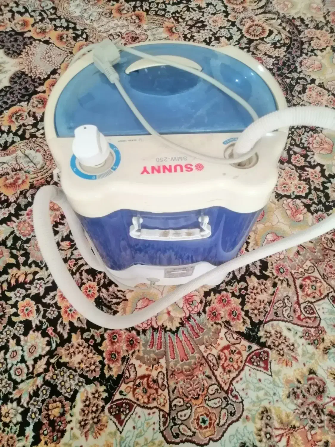 کهنه شو درحدنو|ماشین لباسشویی و خشککن لباس|صحنه, |دیوار