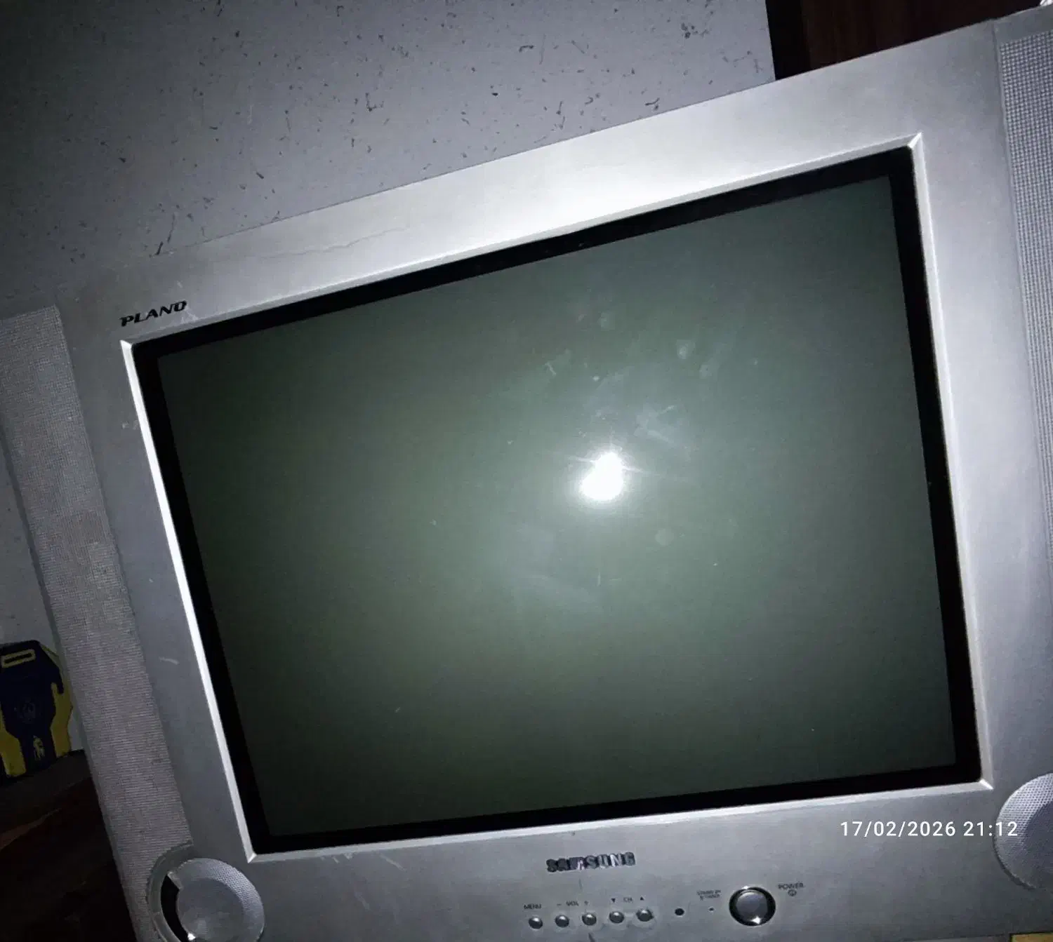 تلویزیون|تلویزیون و پروژکتور|گلپایگان, |دیوار