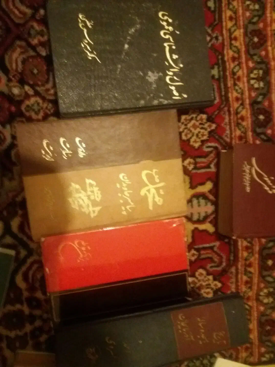 چندین جلدکتابهای قدیمی وتاریخی ومدنی ...|کتاب و مجله تاریخی|اردبیل, |دیوار