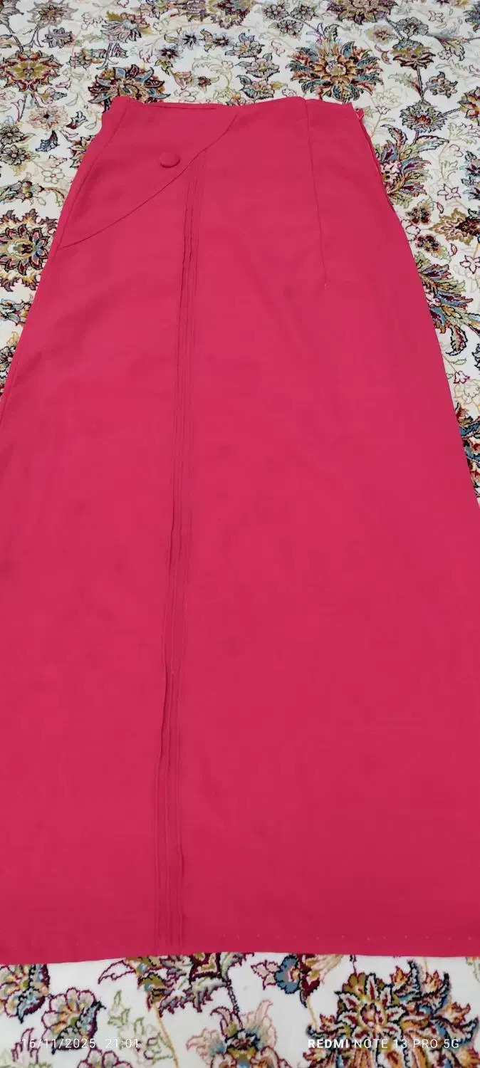 دامن بلند|لباس|بندر ترکمن, |دیوار