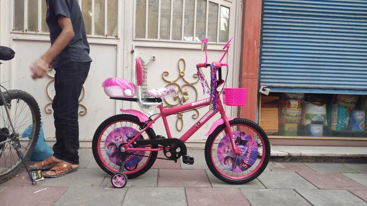 دوچرخه رنگ صورتی وابی و قرمز وسبز12و 16و 20|دوچرخه، اسکیت، اسکوتر|رباط‌کریم, رباط‌کریم|دیوار