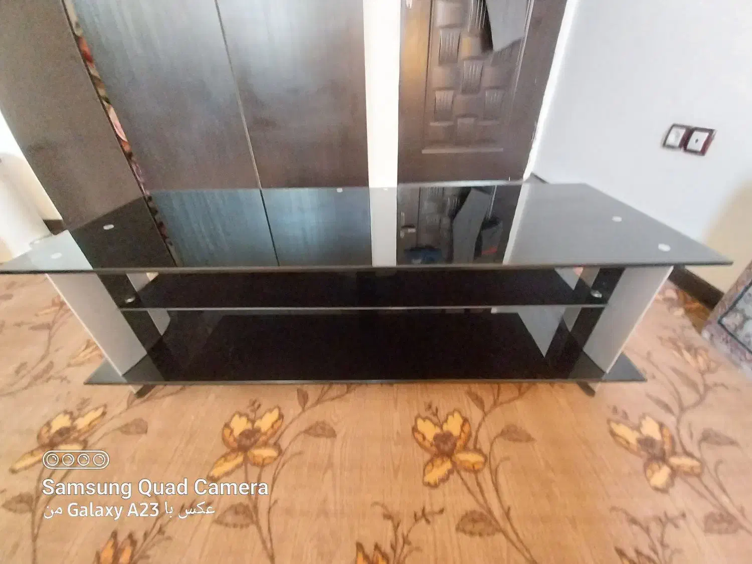 زیر تلویزیون چرخ دار|میز تلویزیون|شیراز, شریفآباد|دیوار