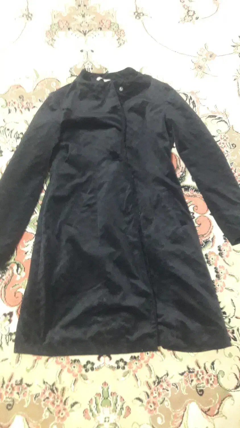 نوهستن|لباس|تاکستان, |دیوار