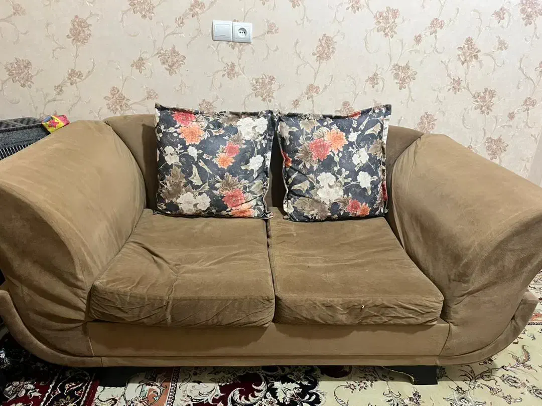 مبل کار کرده|مبلمان خانگی و میز عسلی|مراغه, |دیوار