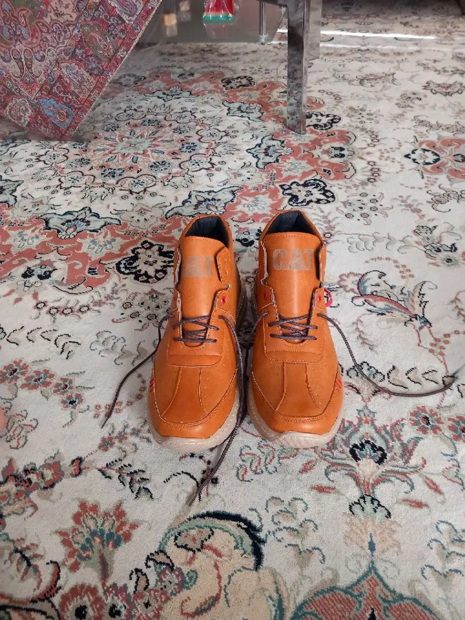 نیم بوت قهوه ای caterpillar|کیف، کفش، کمربند|سنندج, |دیوار