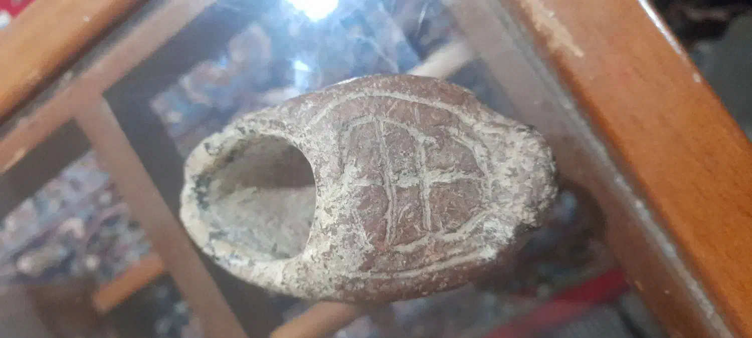 سکه ربع پهلوی ۱۳۵۵وسنگ مخصوص گرچک باستانی|کلکسیون اشیاء عتیقه|سنندج, |دیوار