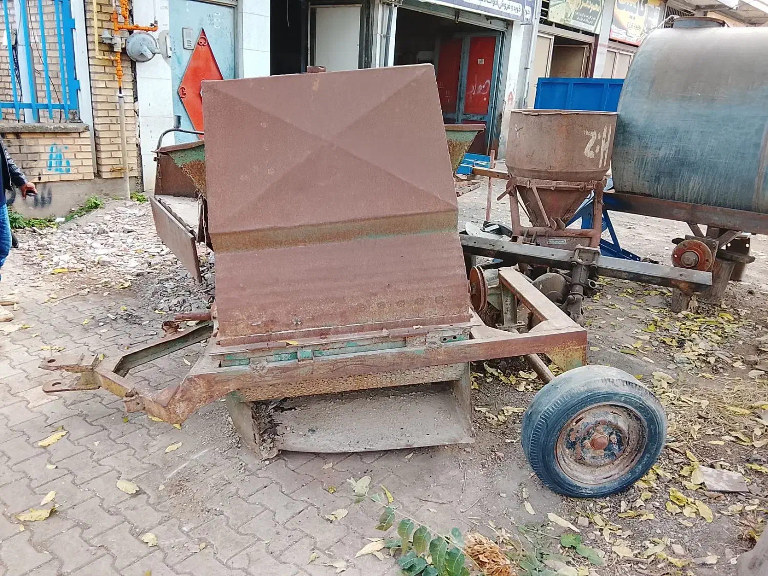 کاکوب|ماشین‌آلات صنعتی|رامیان, |دیوار