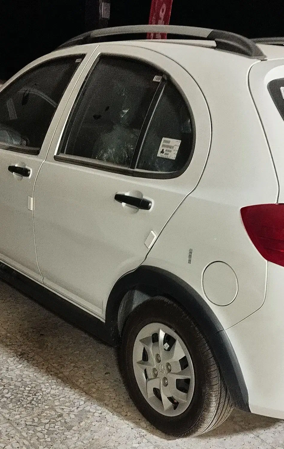 کوییک 404|خودرو سواری و وانت|بند زرک, |دیوار