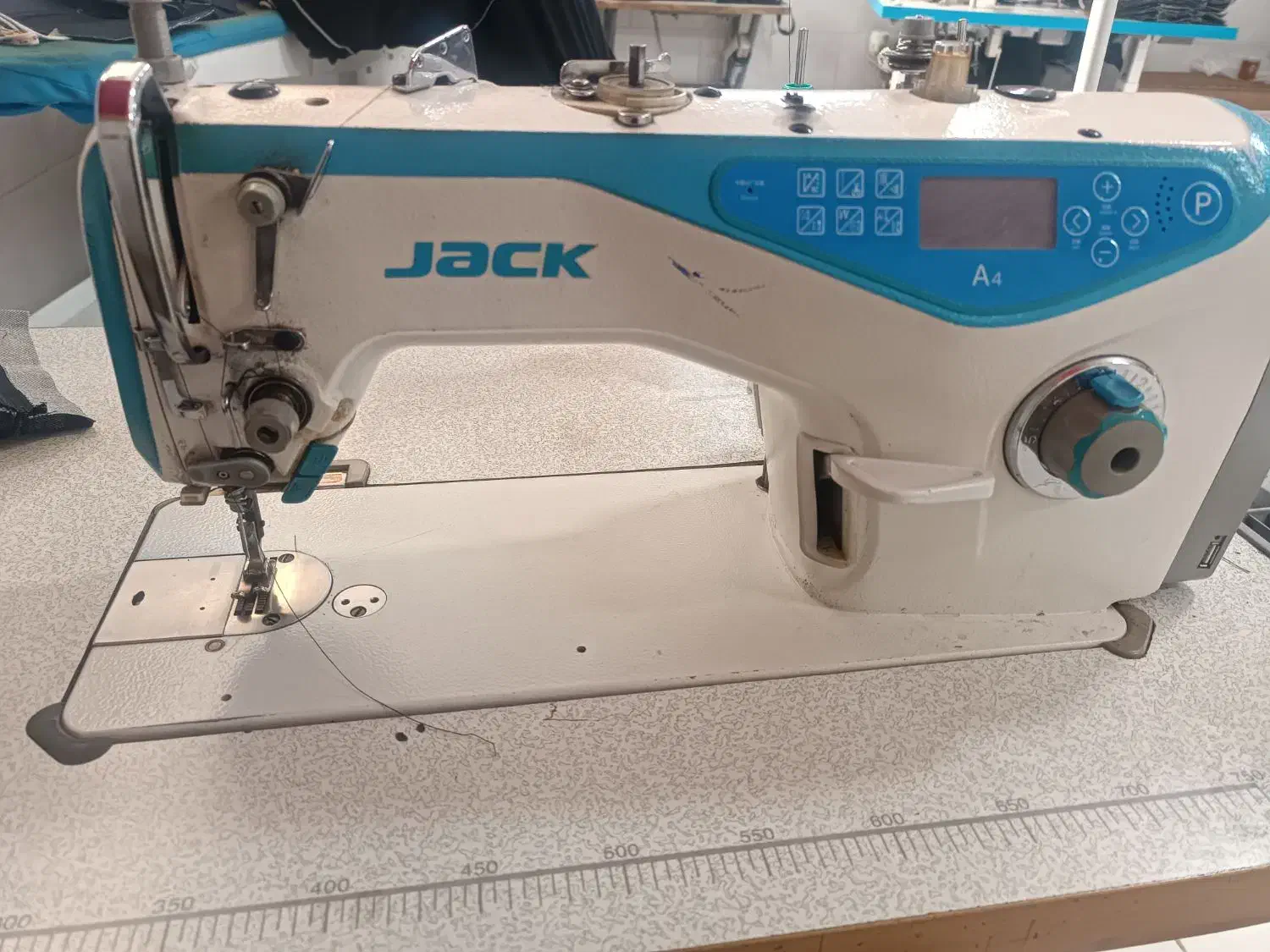 تولیدی لباس|استخدام صنعتی، فنی، مهندسی|سراب, |دیوار