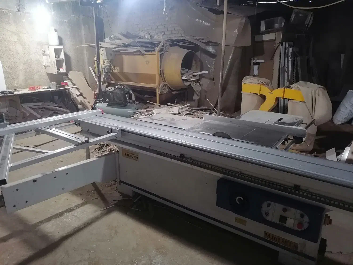 دستگاه دور کن۳۸۰ به همراه پمپ و مکنده|ماشین‌آلات صنعتی|فردیس, فردیس|دیوار