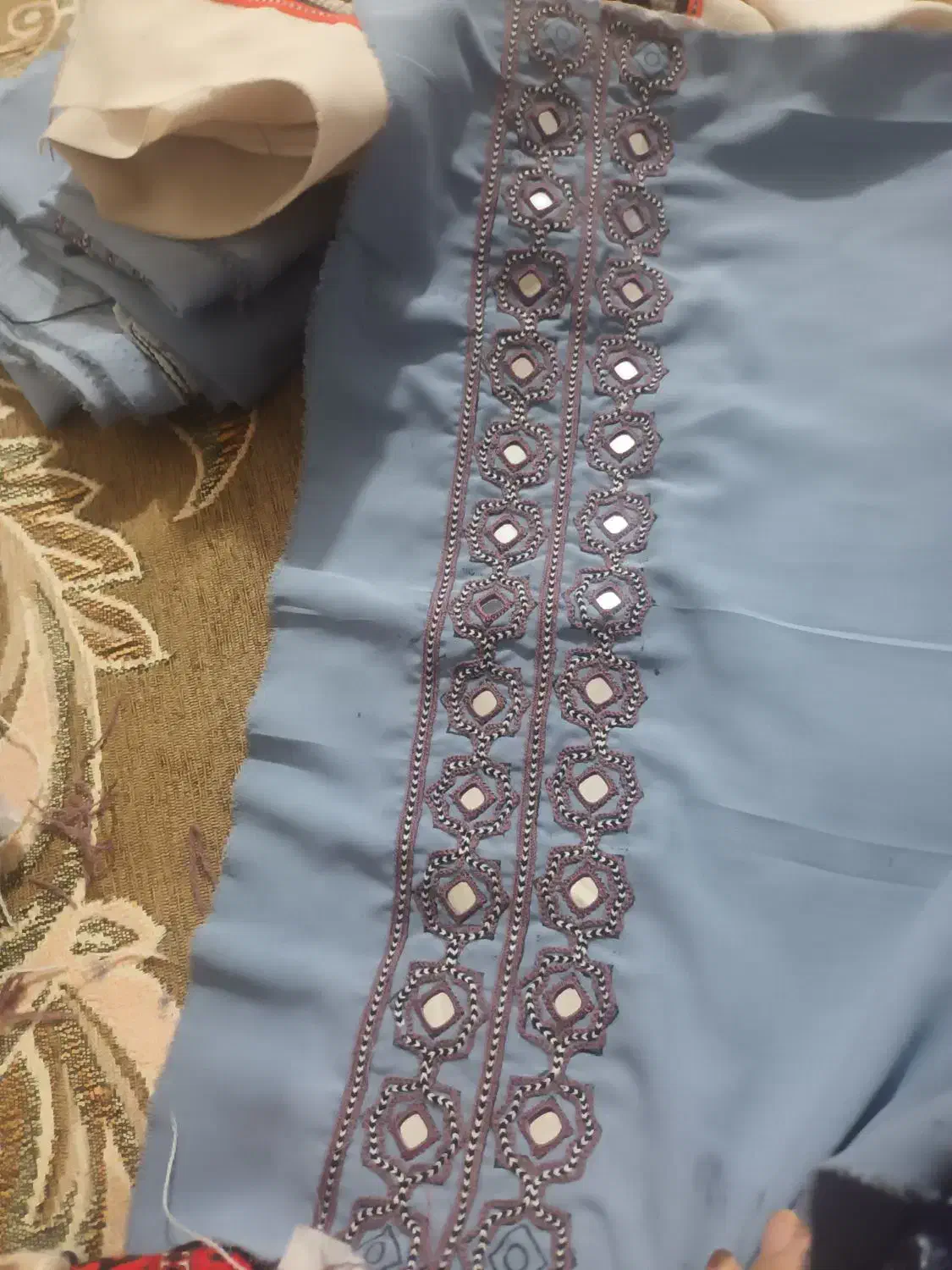 آینه|آینه|زاهدان, |دیوار