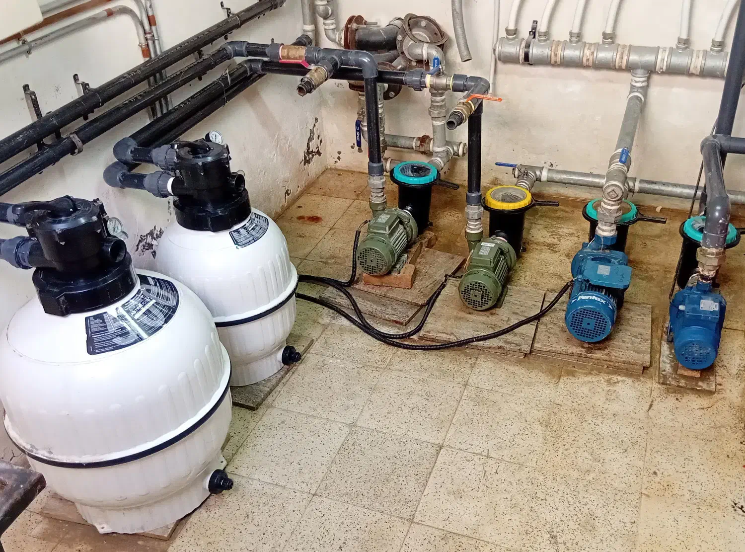 لوله کشی اب استخرجکوزی موتورخانه،فروش تجهیزات|خدمات پیشه و مهارت|مشهد, الهیه|دیوار