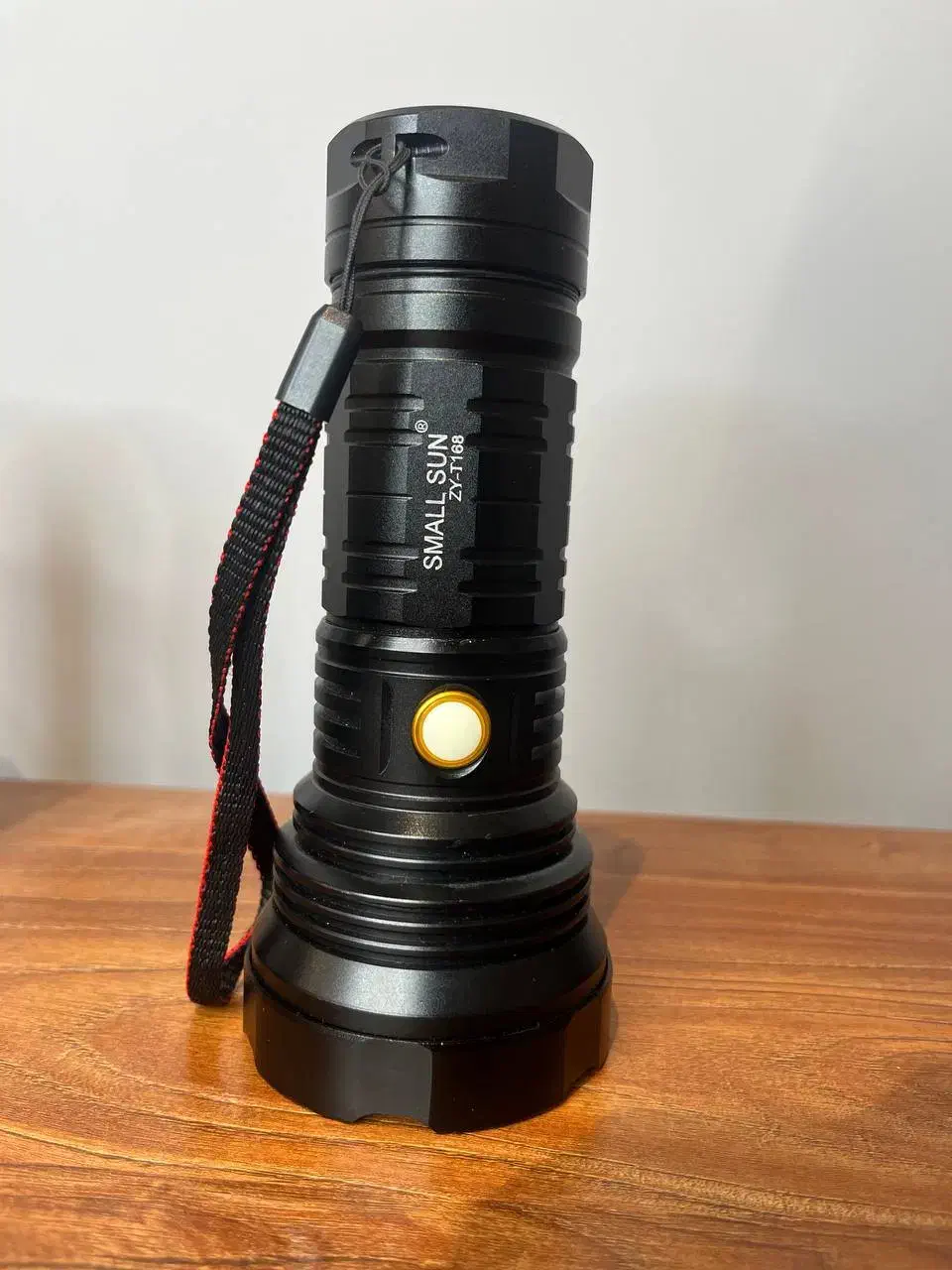 چراغ قوه|لامپ و چراغ|بجنورد, |دیوار