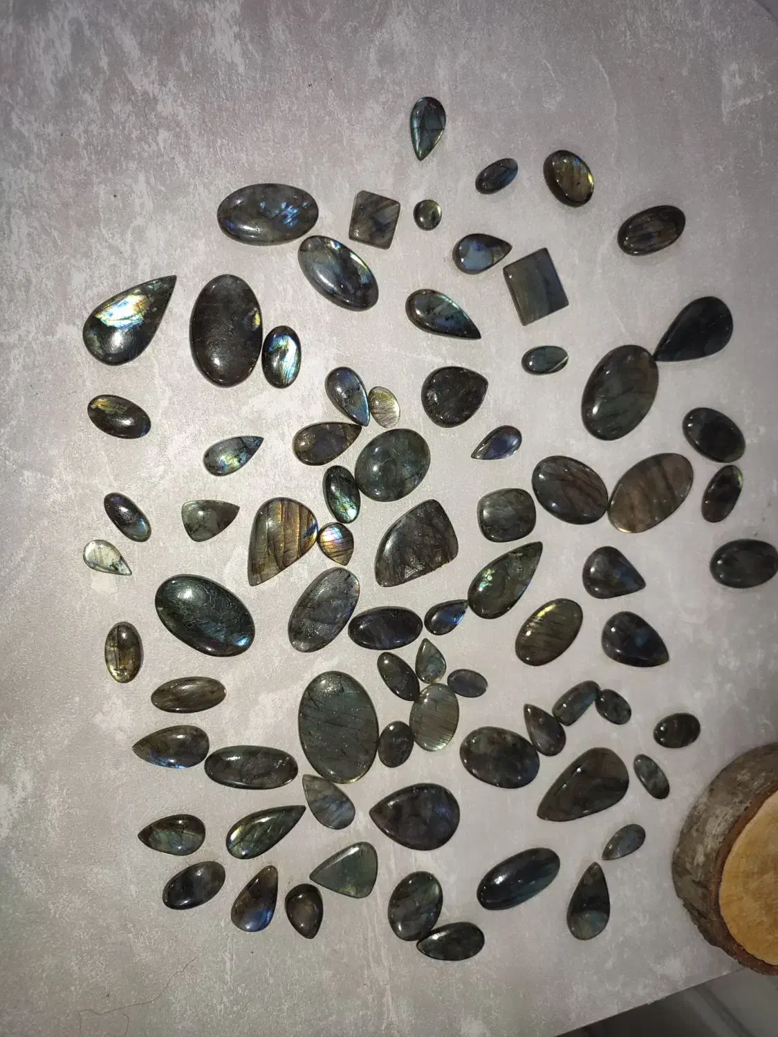 نگین انگشتر|جواهرات|رشت, حمیدیان|دیوار