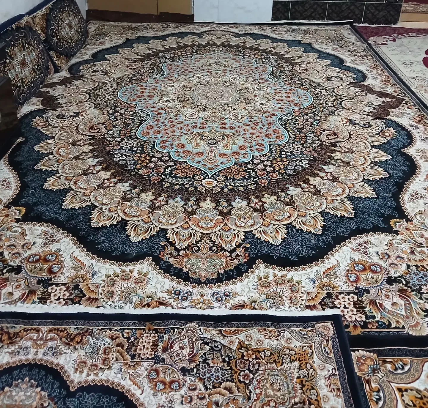 فرش ۱۲ متری|فرش|کرج, حصارک بالا|دیوار