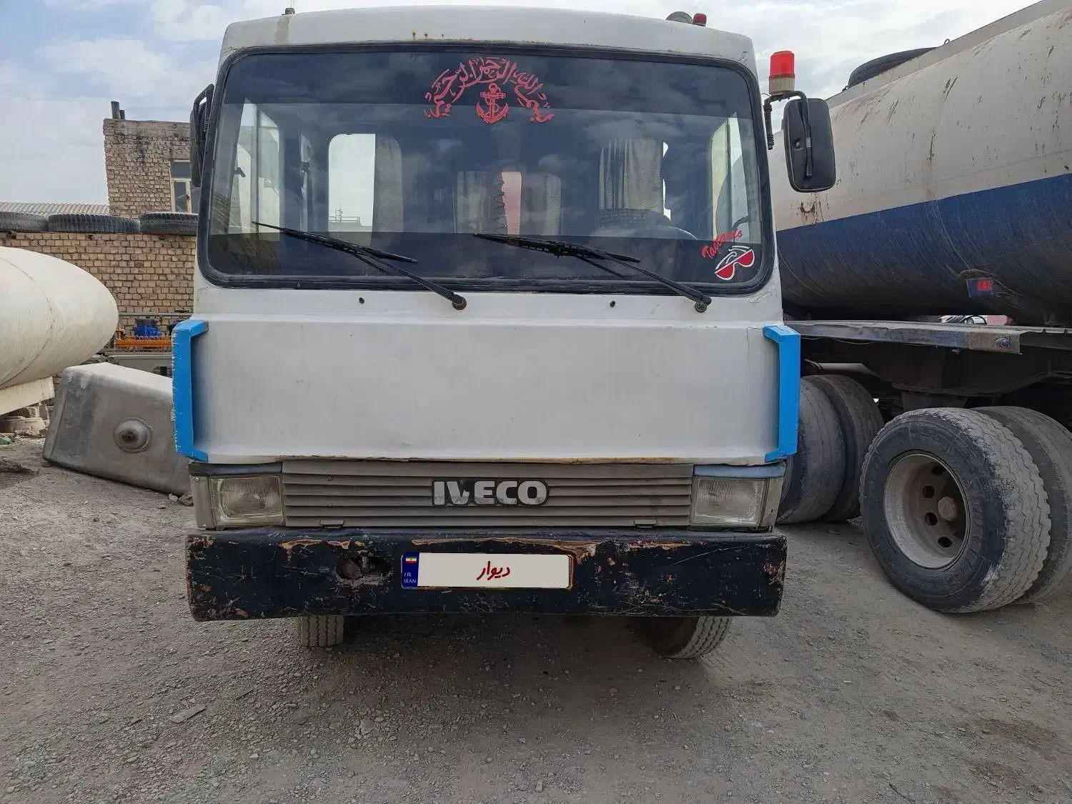 جرثقیل اویکو|خودرو سنگین|اصفهان, شهرک صنعتی امیرکبیر (شاپور جدید)|دیوار