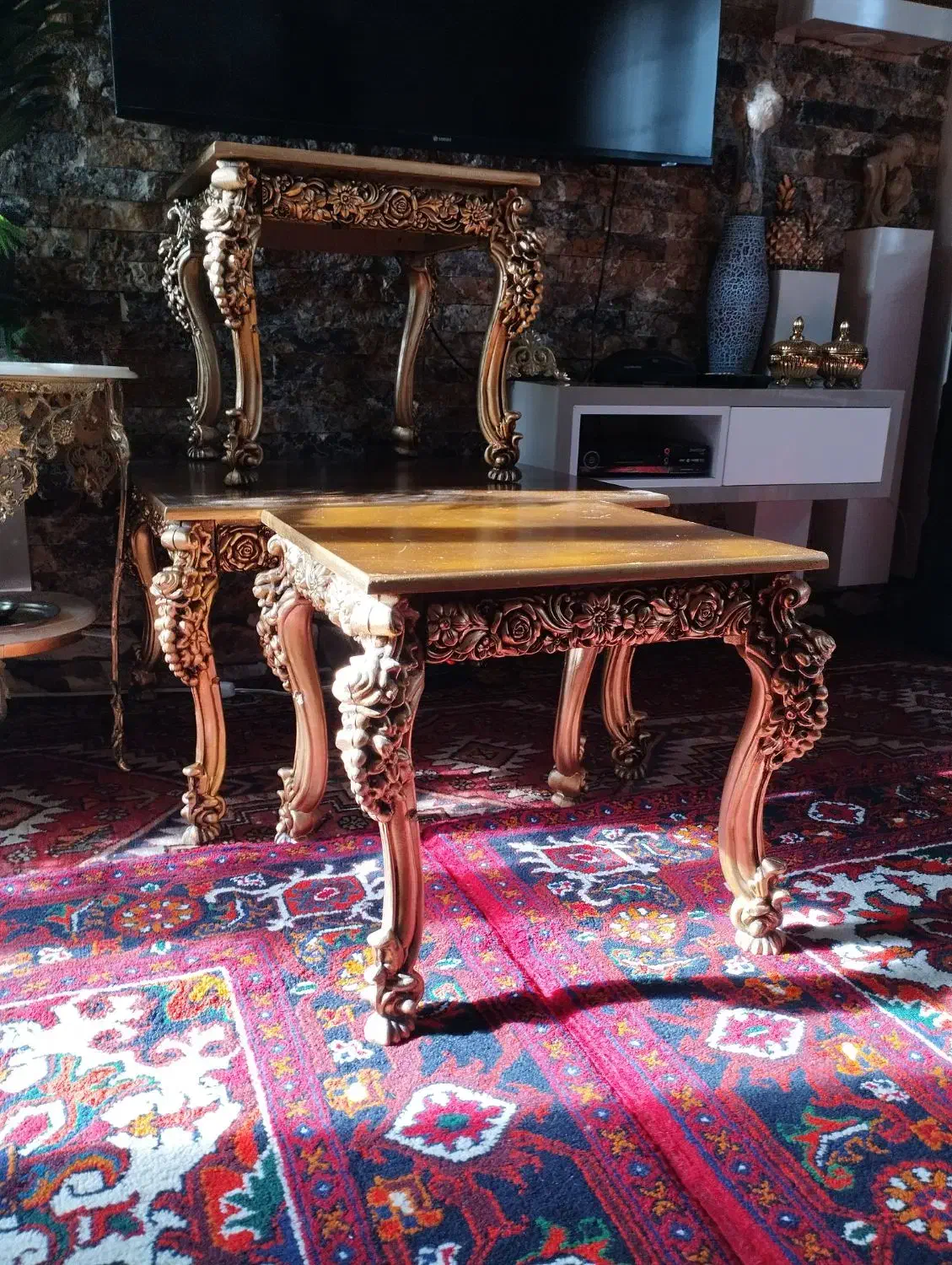 جلومبلی|مبلمان خانگی و میز عسلی|اهر, |دیوار